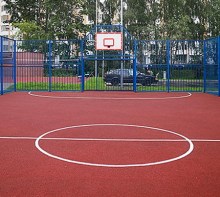 Универсальная спортивная площадка 4